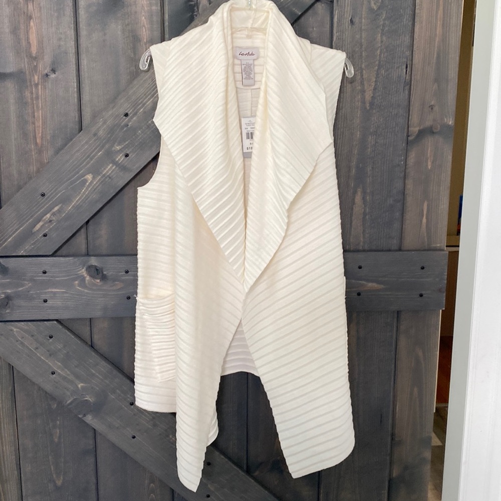 💖Cream Vest💖